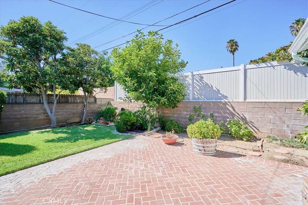 243 E Harrison Avenue