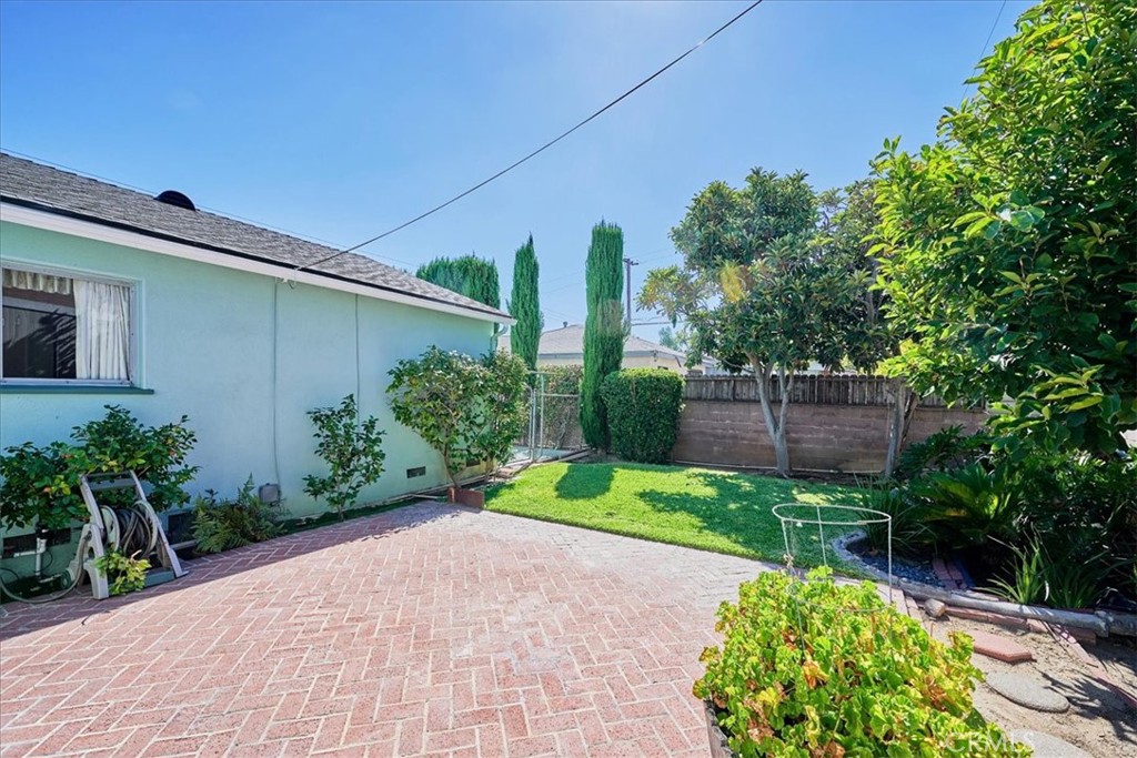 243 E Harrison Avenue