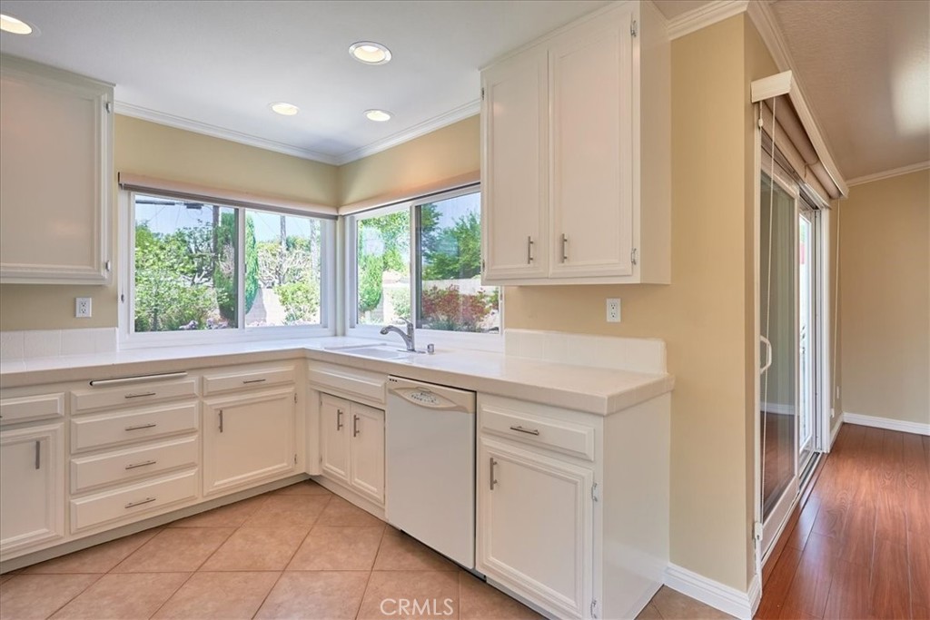 1747 Mulberry Avenue