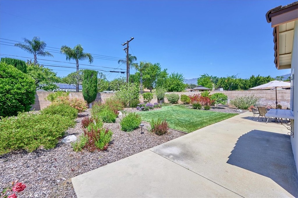 1747 Mulberry Avenue