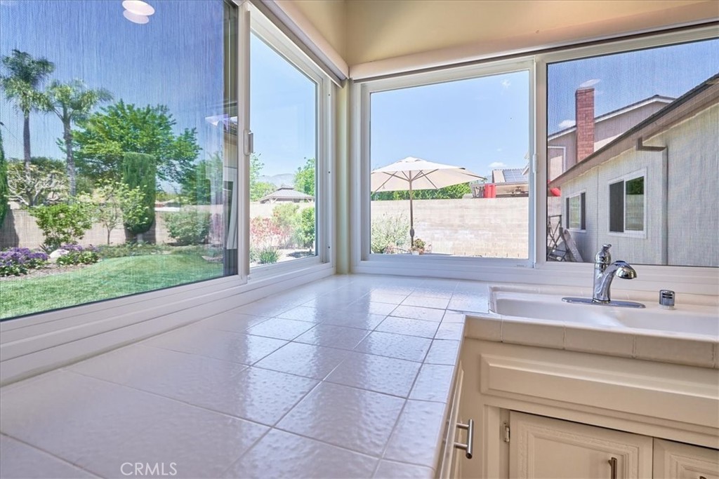 1747 Mulberry Avenue