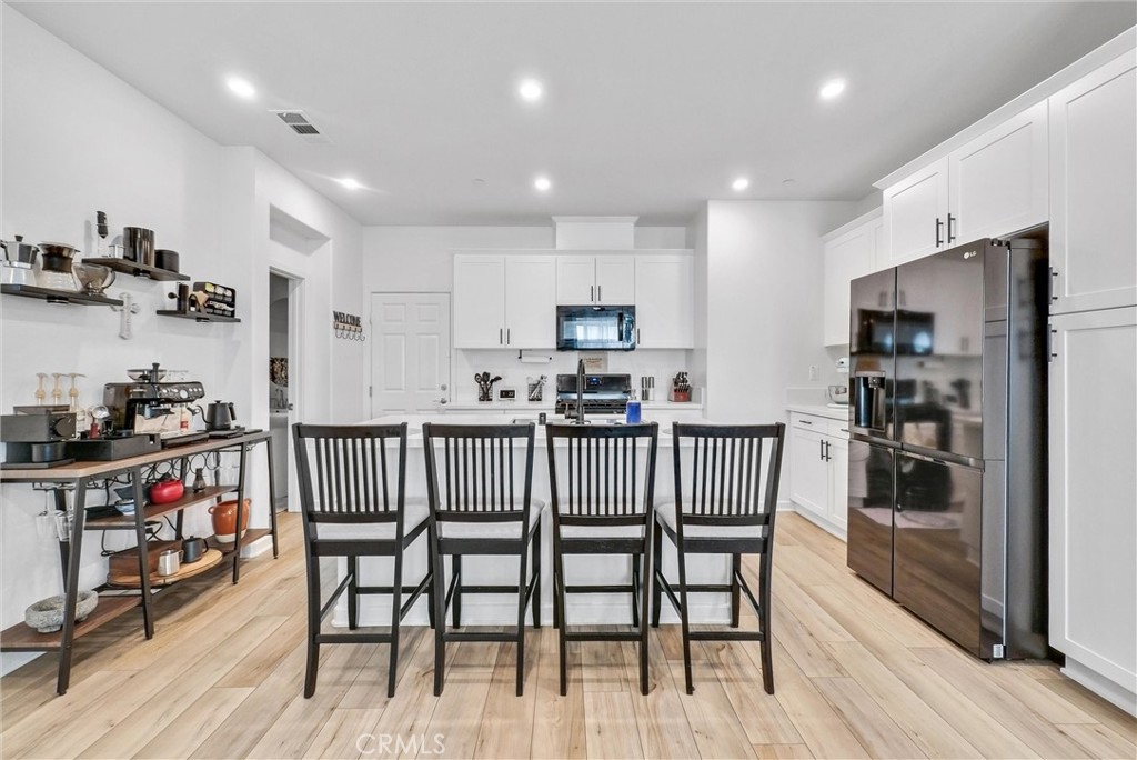 484 N Glenwood Avenue