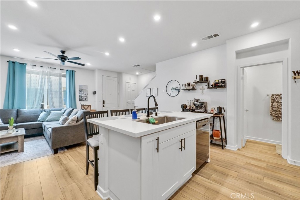 484 N Glenwood Avenue