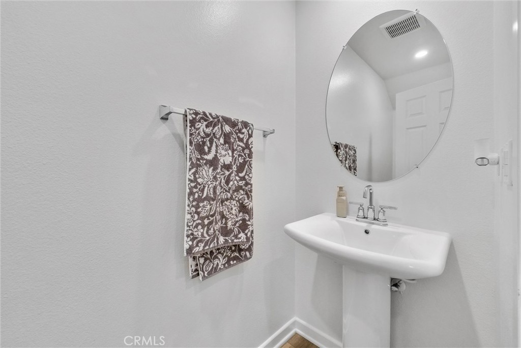 484 N Glenwood Avenue