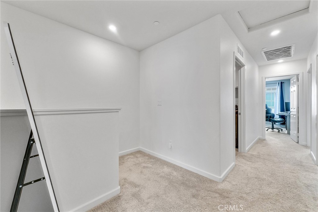 484 N Glenwood Avenue