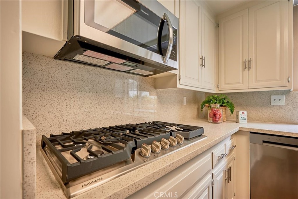 1250 Hansford Avenue