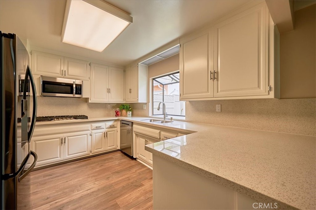 1250 Hansford Avenue