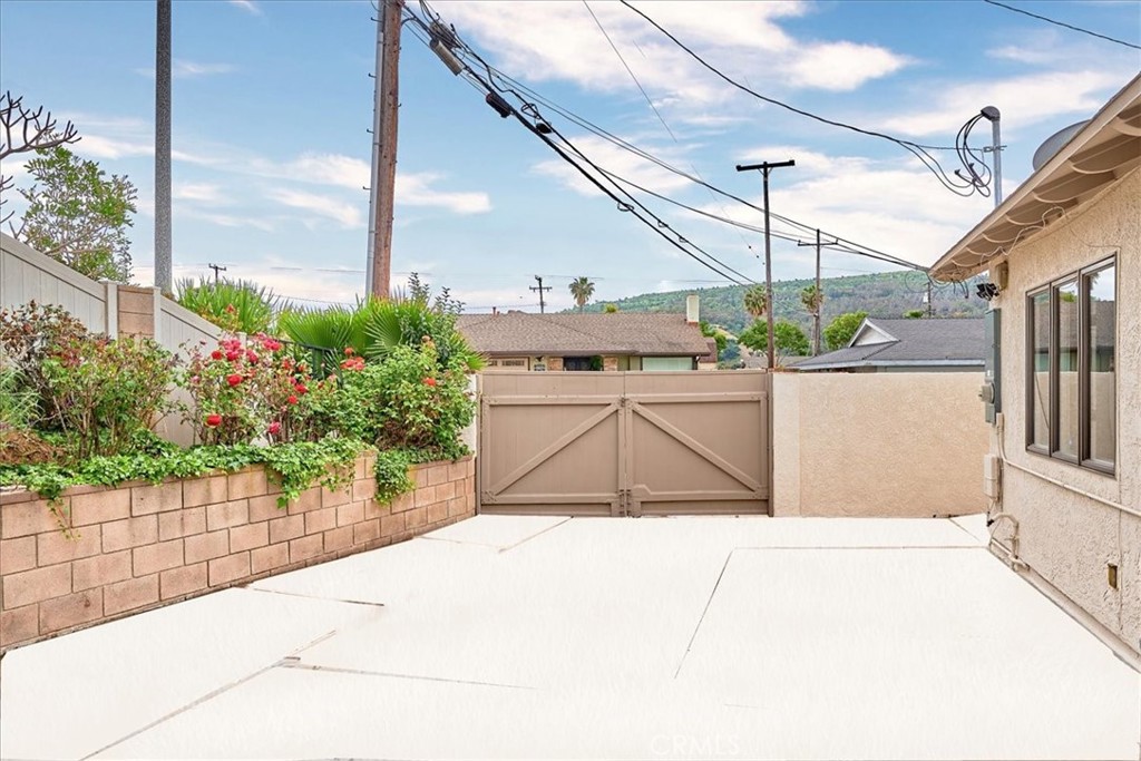 1250 Hansford Avenue