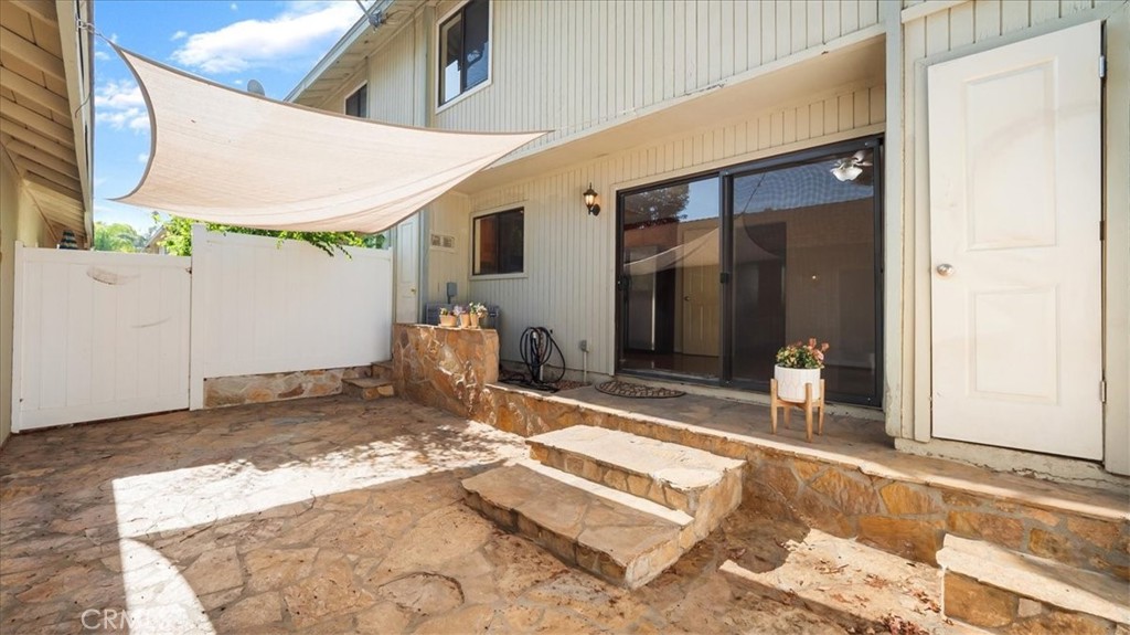 1965 Coulston Street 42