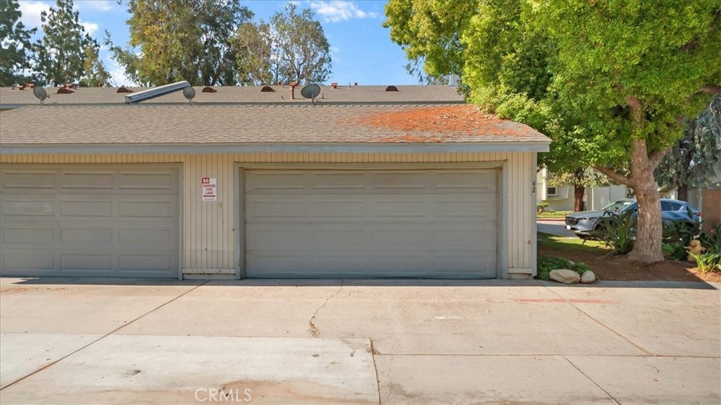 1965 Coulston Street 42