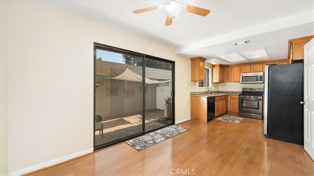 1965 Coulston Street 42