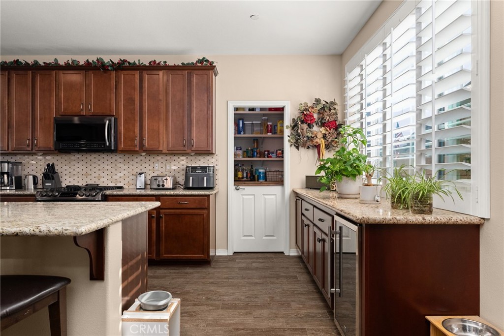 3749 American Elm Road