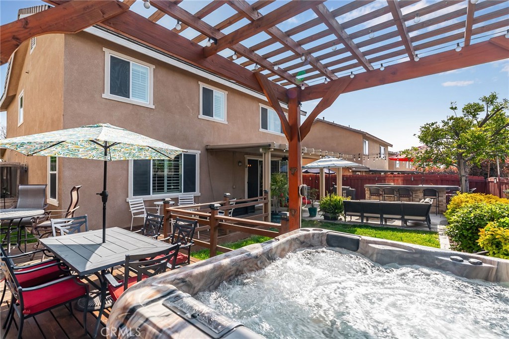 3749 American Elm Road