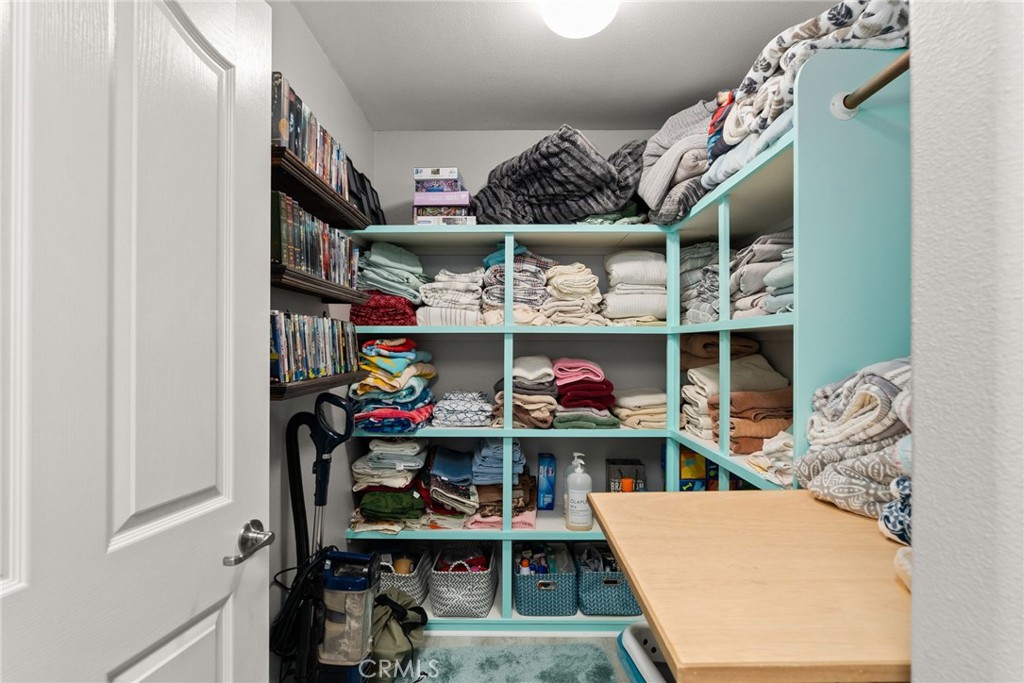 3749 American Elm Road