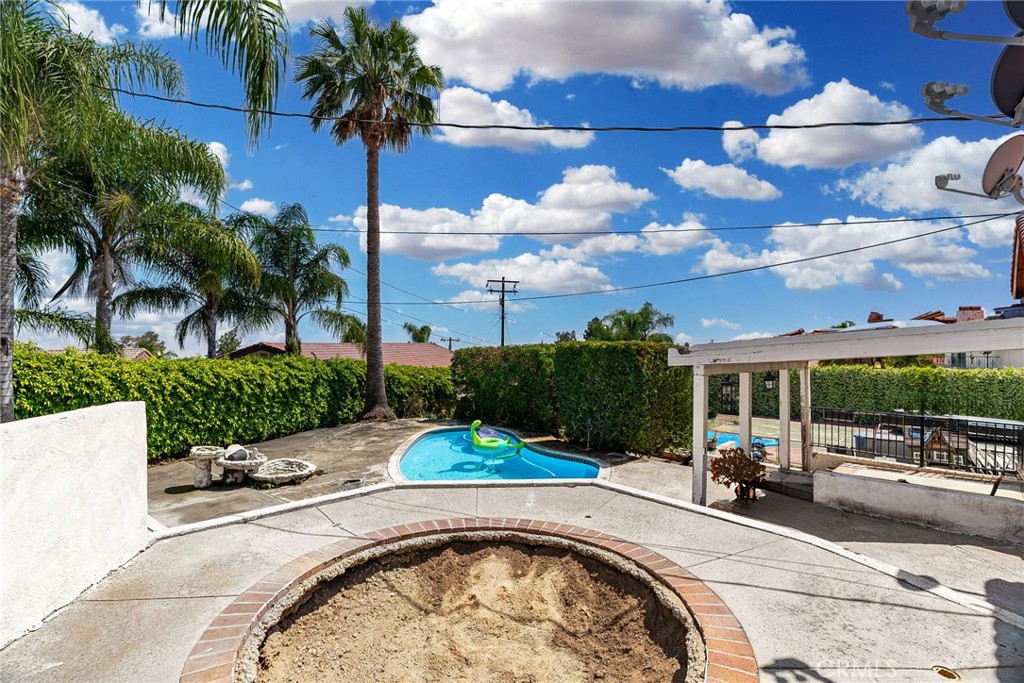 8361 La Colina Drive