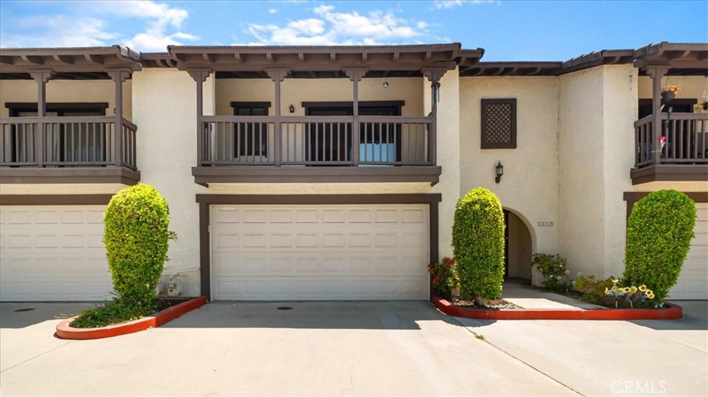 1111 Strawberry Lane 11