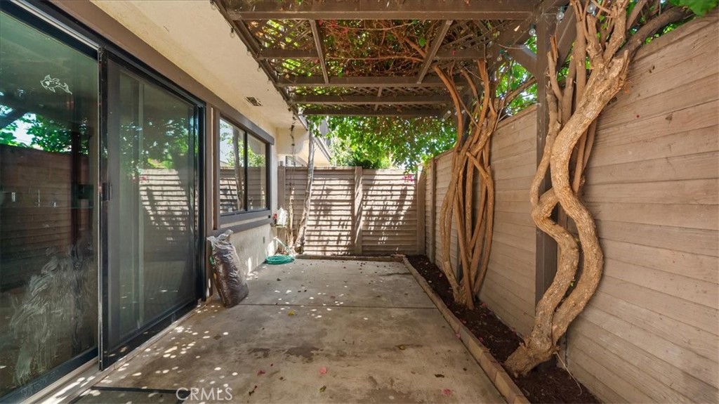 1111 Strawberry Lane 11