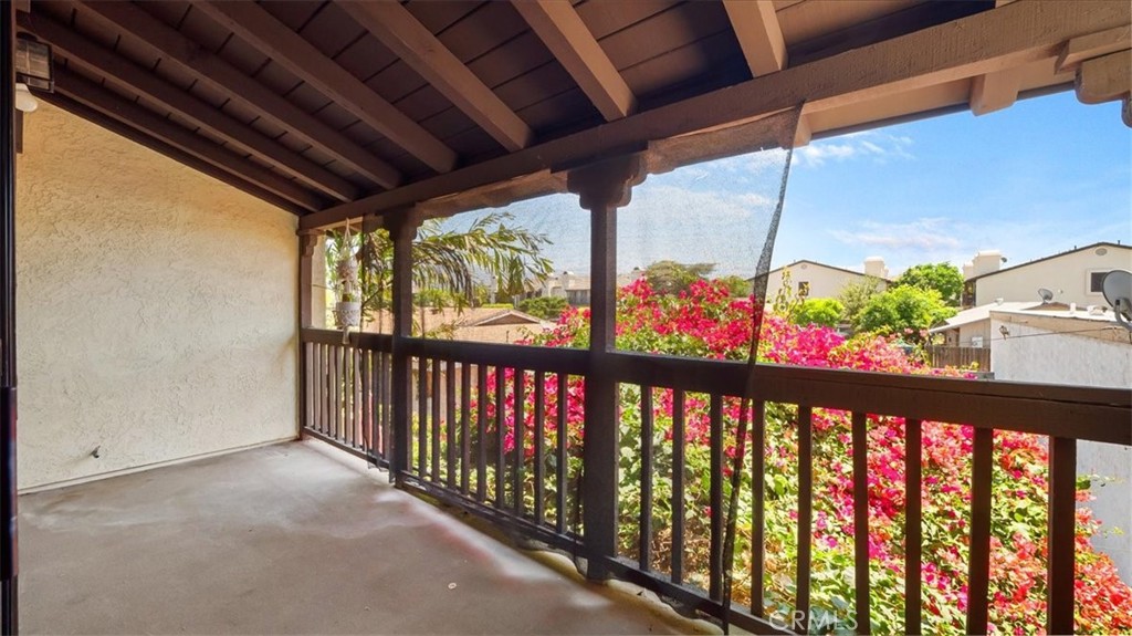 1111 Strawberry Lane 11