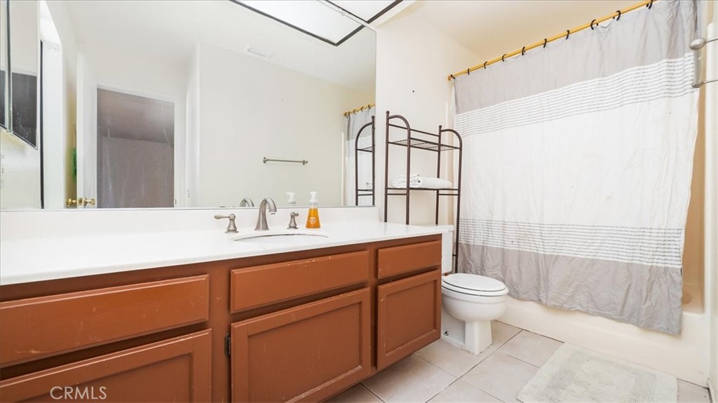 1111 Strawberry Lane 11