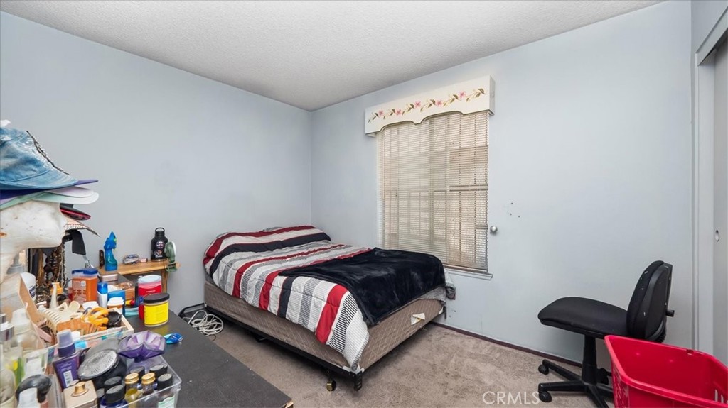 25372 Las Palomas Drive