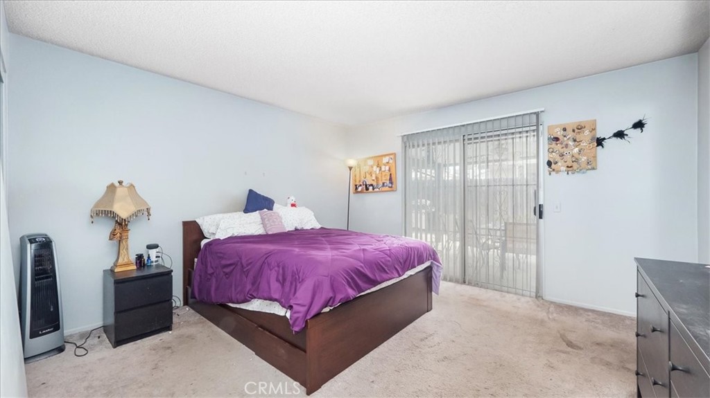 25372 Las Palomas Drive