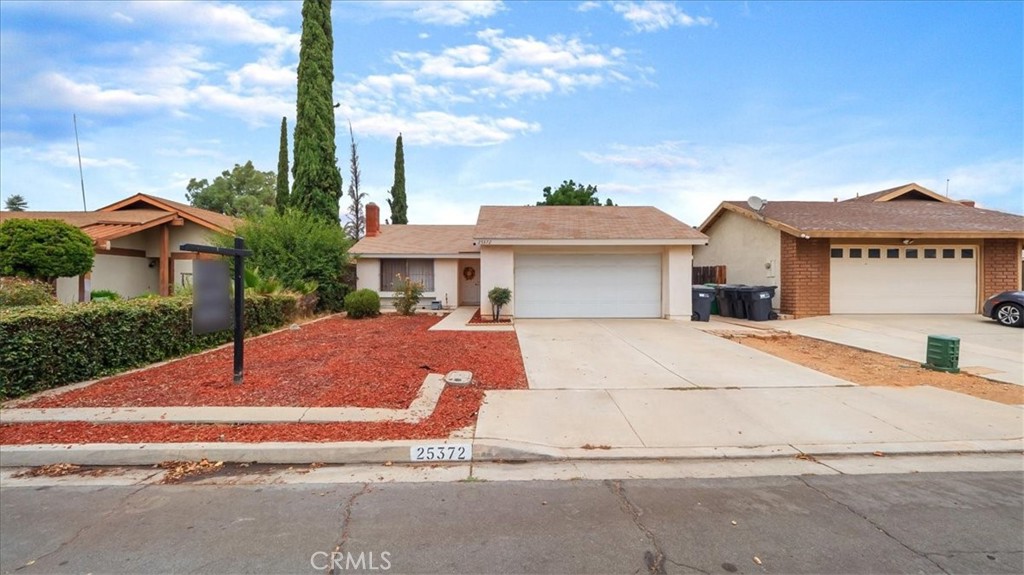 25372 Las Palomas Drive