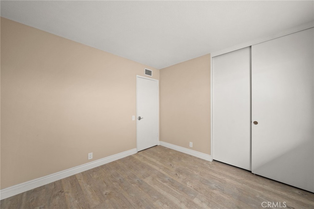 710 W Wedgewood Lane