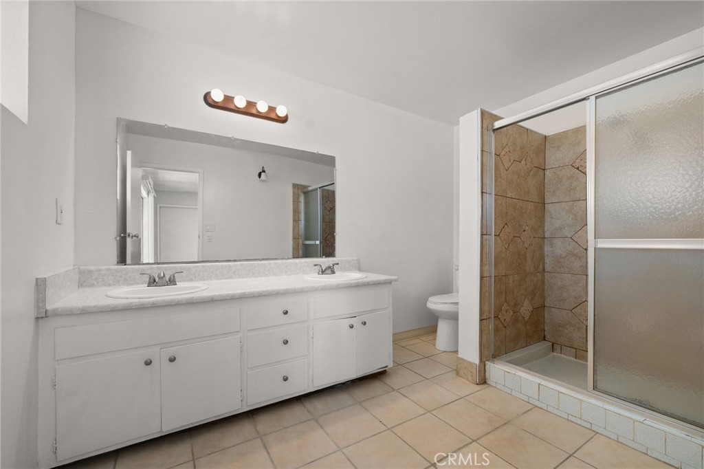 13874 Mcdonnell Street