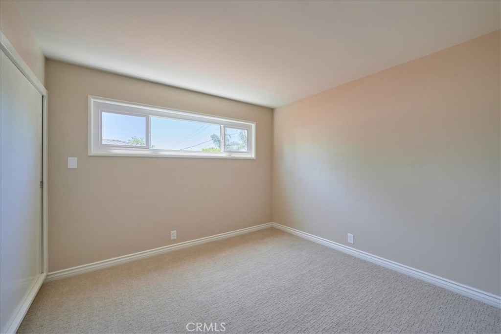 1185 Valley View Avenue