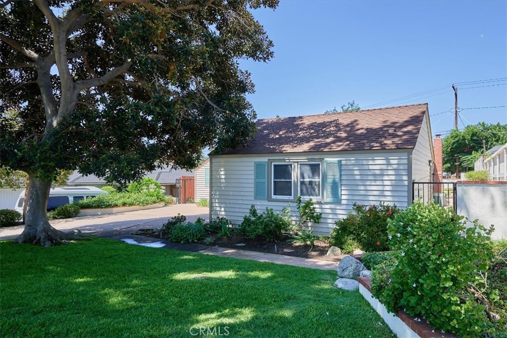 1185 Valley View Avenue