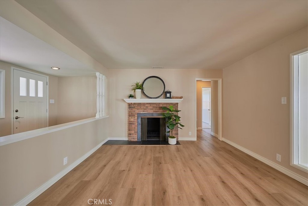 1185 Valley View Avenue