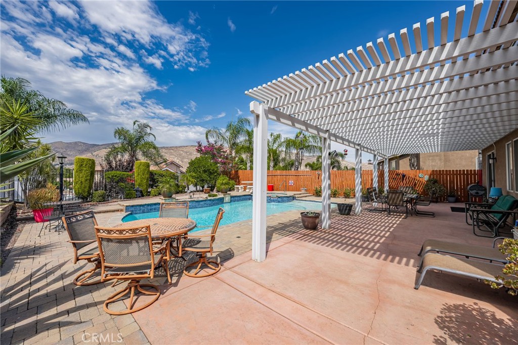 22428 Country Crest Drive