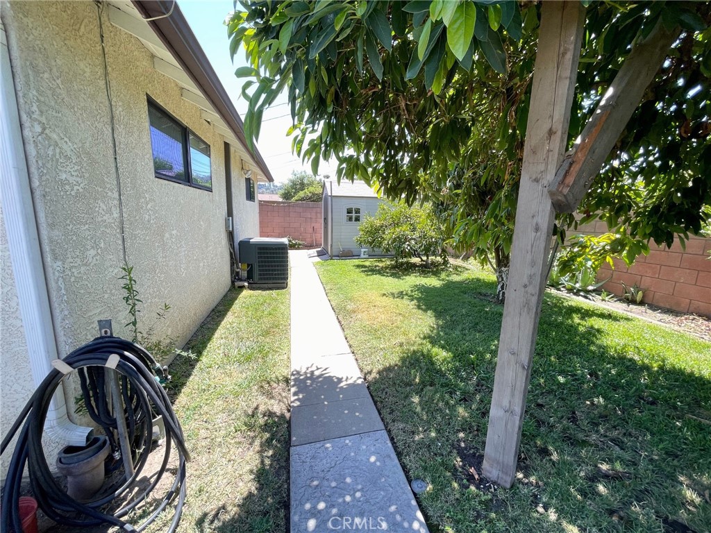 861 Helmsdale Avenue