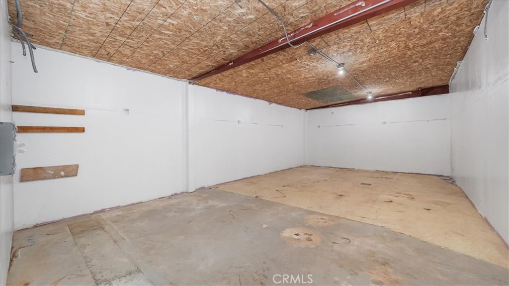 7307 Whittier Avenue