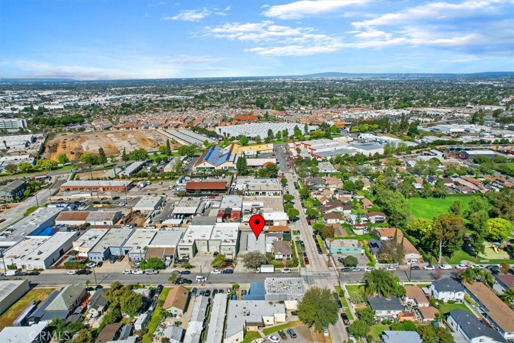 7307 Whittier Avenue