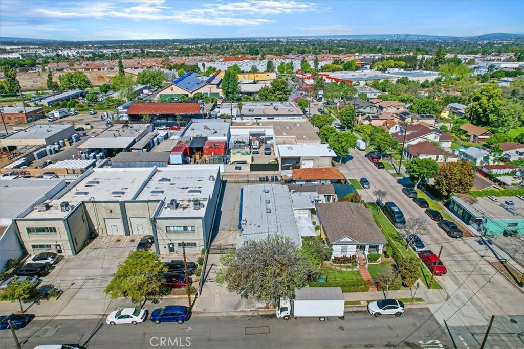 7307 Whittier Avenue