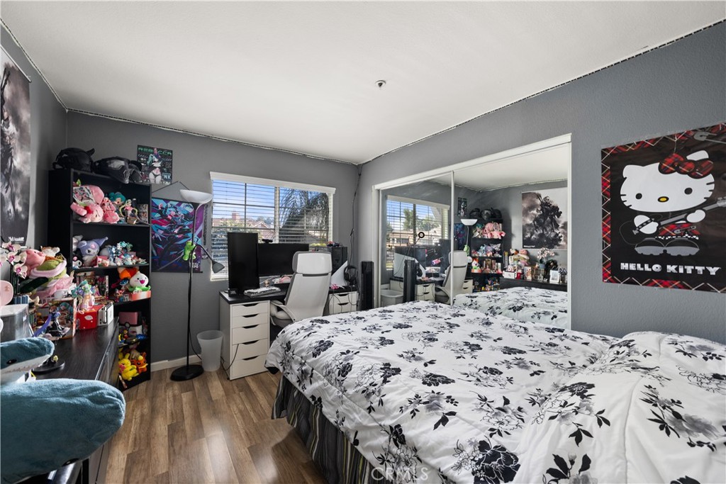 13703 Sunrise Street