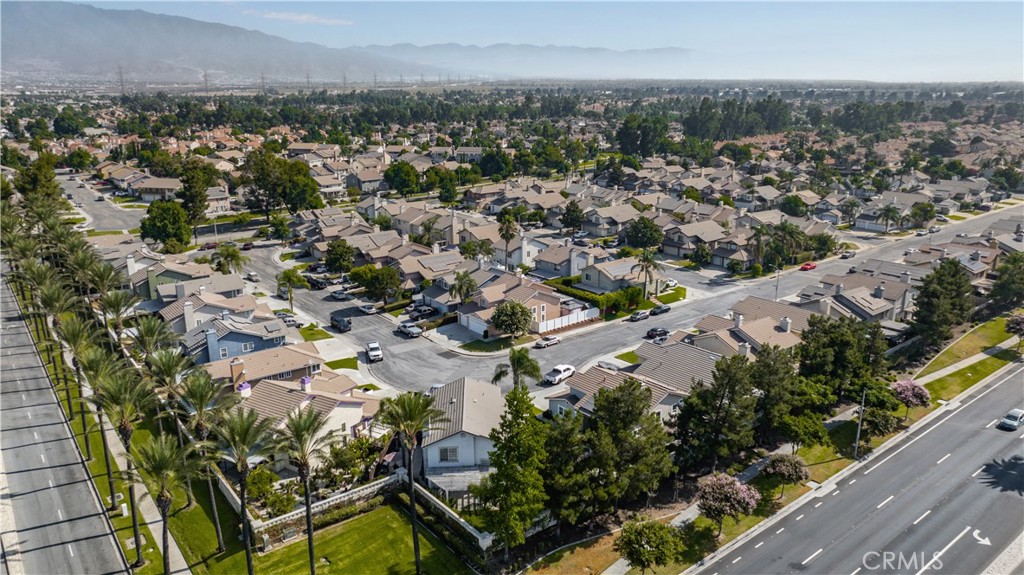 13703 Sunrise Street