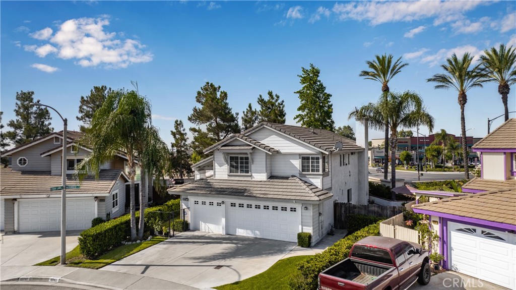 13703 Sunrise Street