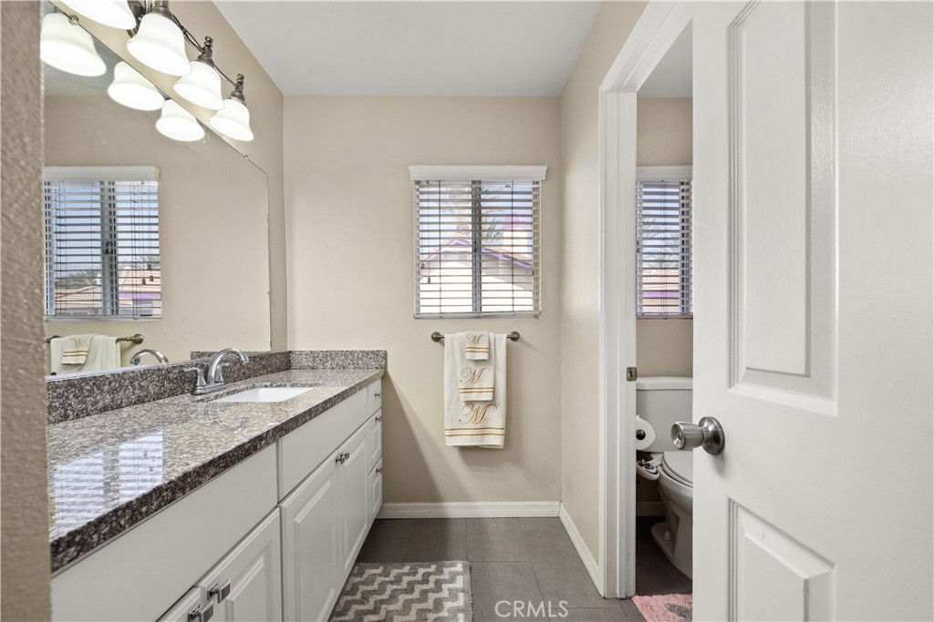 13703 Sunrise Street