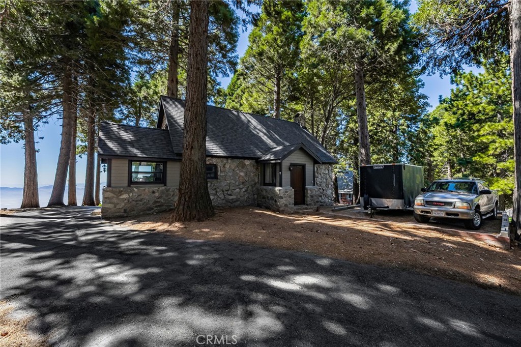 23008 Valley View Drive