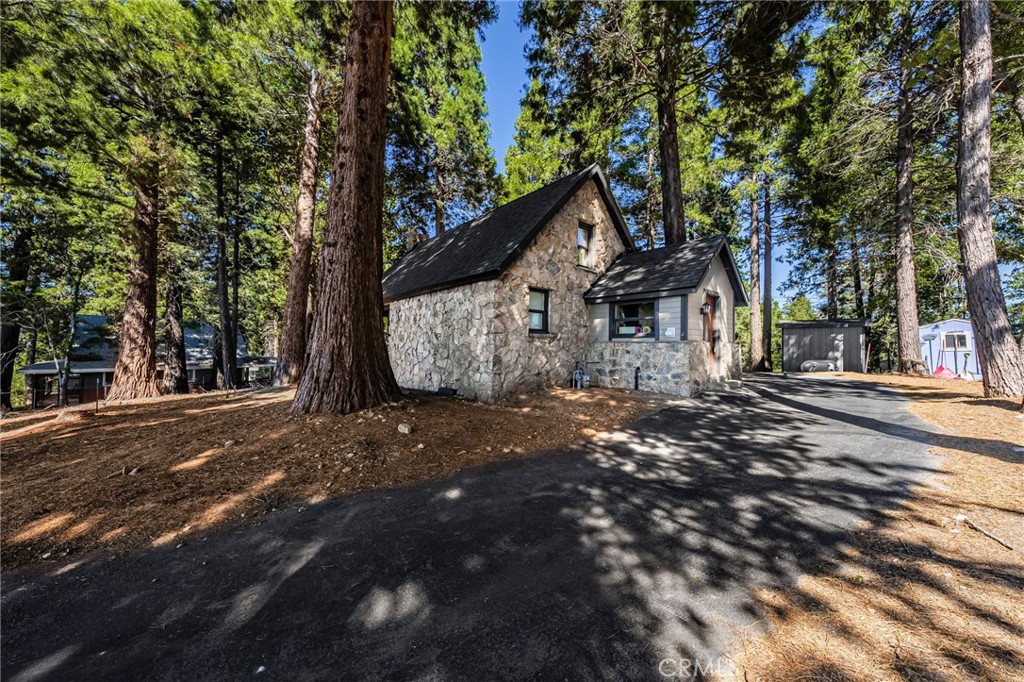 23008 Valley View Drive