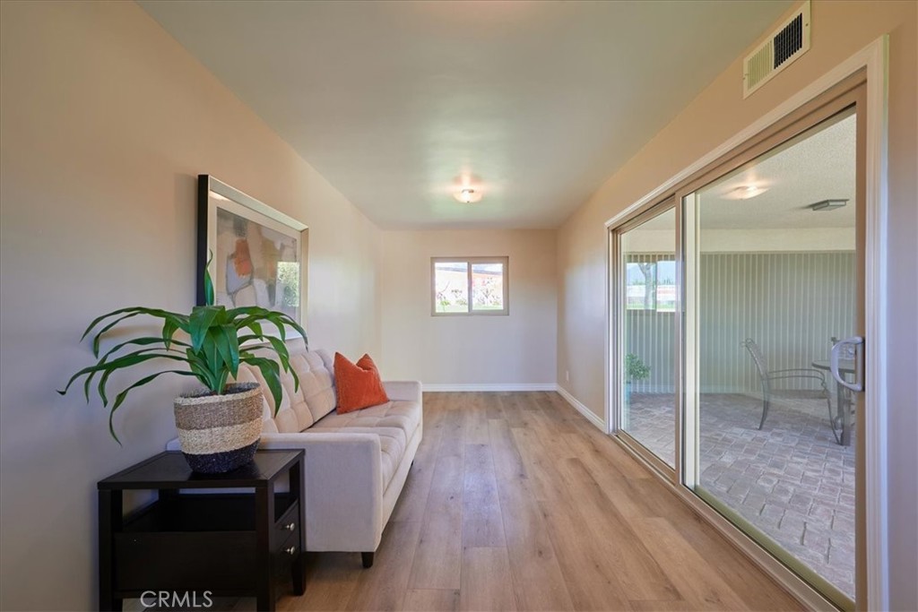 1395 N Shelley Avenue