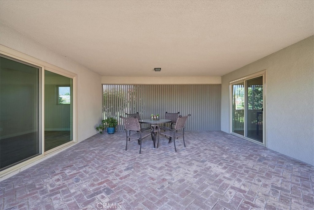 1395 N Shelley Avenue