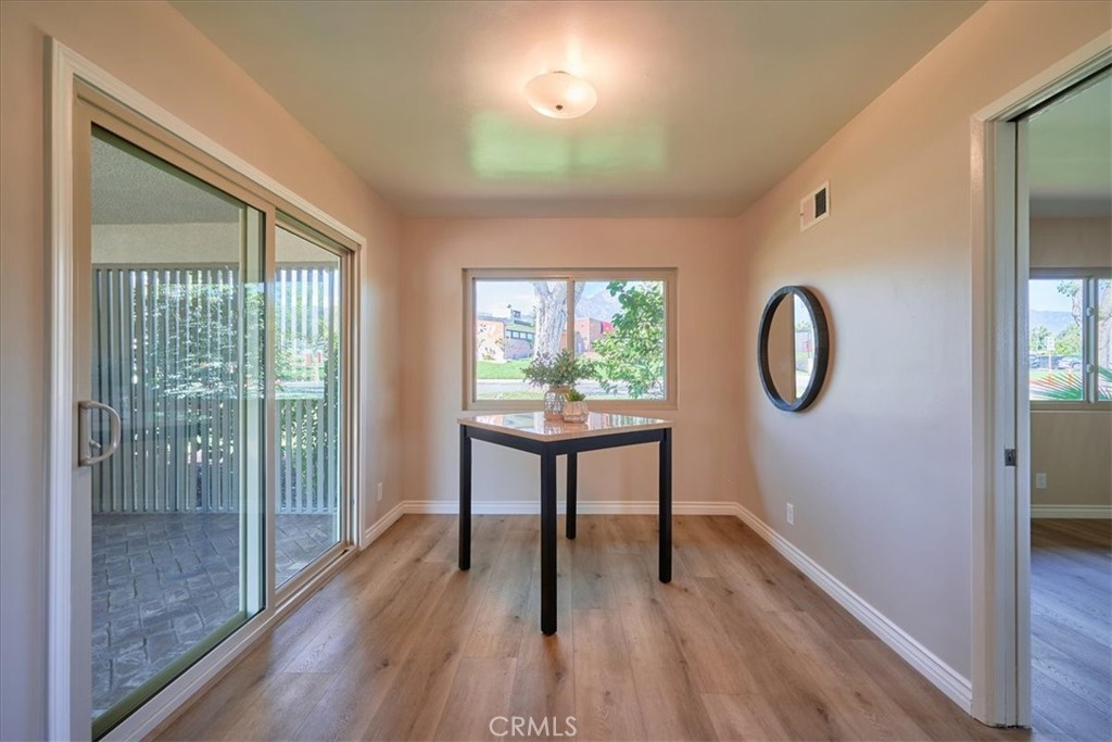 1395 N Shelley Avenue