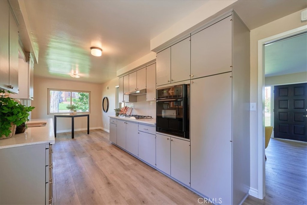 1395 N Shelley Avenue