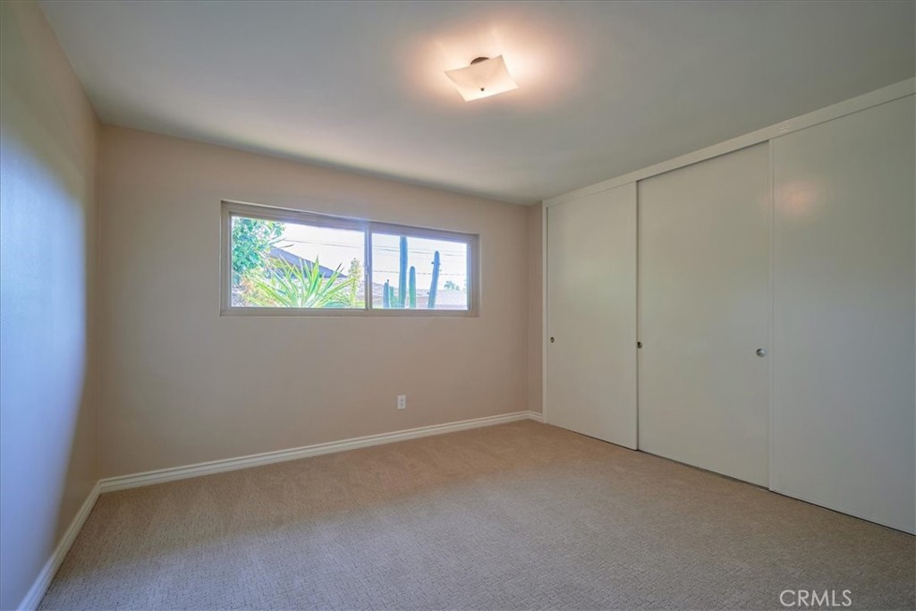 1395 N Shelley Avenue