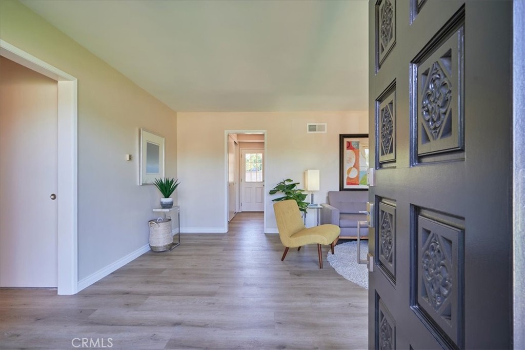 1395 N Shelley Avenue