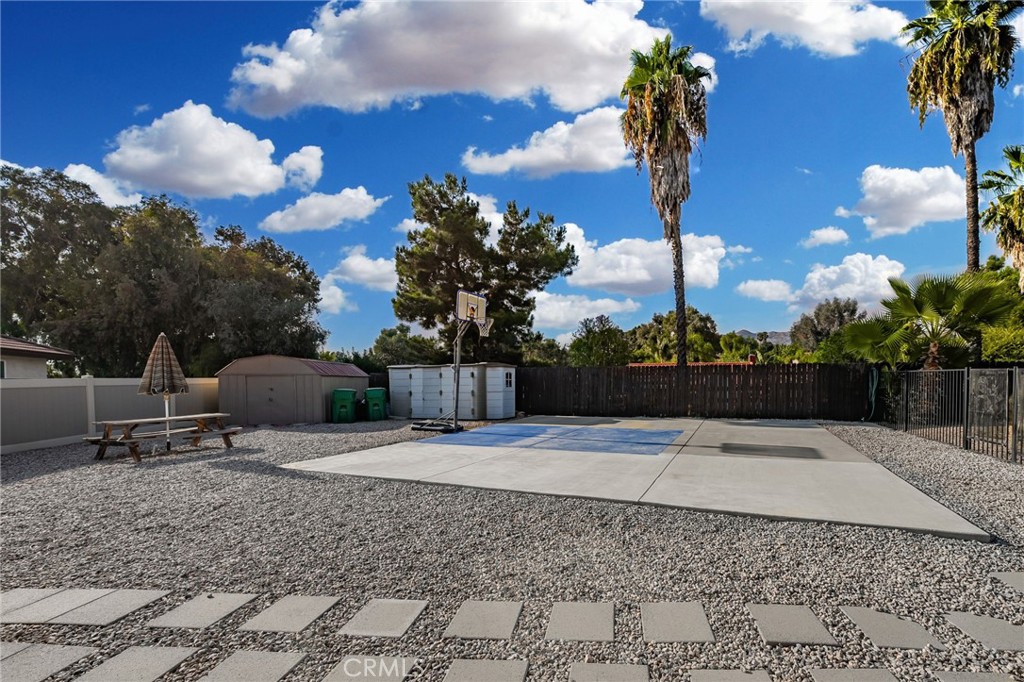 12409 Foxhound Circle