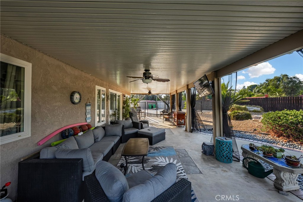 12409 Foxhound Circle